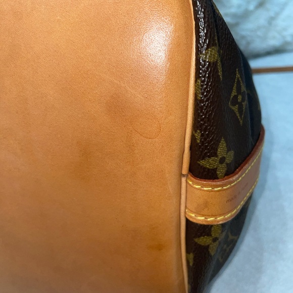 ♥️ SOLD♥️ Authentic LV Petit Noe - Picture 3 of 11